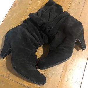 Arturo Chianti Black Suede Heeled Booties